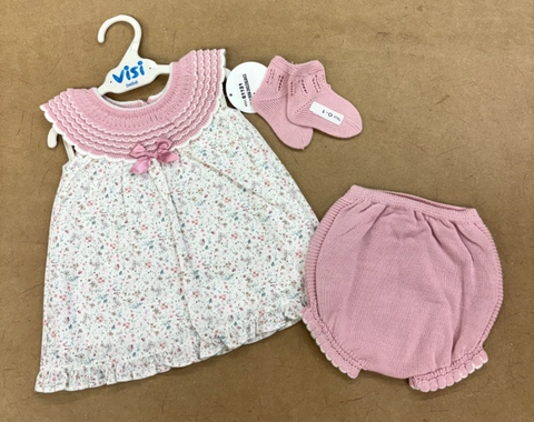 Conjunto 3 piezas con calcetines vestidito hilo cuellito y flores