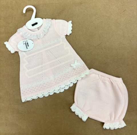 Conjunto en hilo blanco/rosa vestido con braguita en hilo