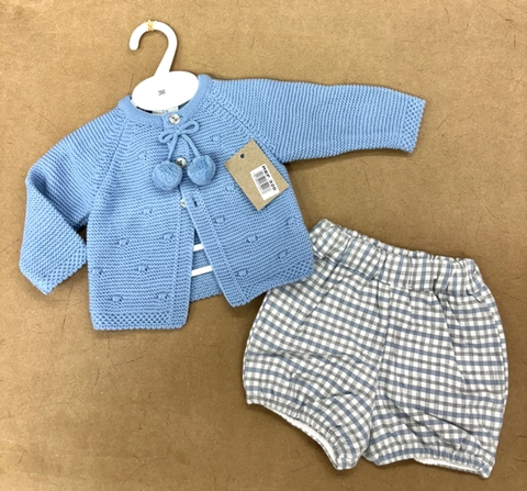 Conjunto rebeca punto pompones y bombachito cuadros T