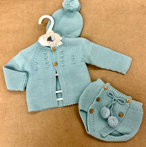 Conjunto 3 piezas punto  con pompones en gorro y pololo